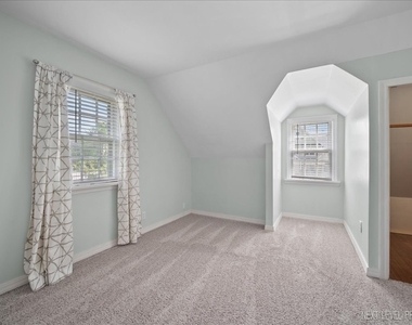 40 S Pine Street - Photo Thumbnail 17