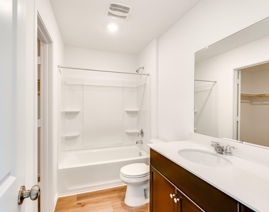1105 Catfish Ln - Photo Thumbnail 14
