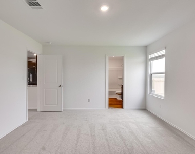 1105 Catfish Ln - Photo Thumbnail 18