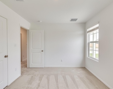 1105 Catfish Ln - Photo Thumbnail 22