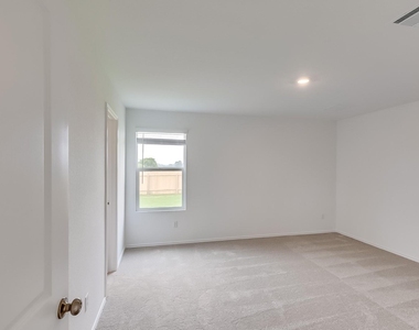 1105 Catfish Ln - Photo Thumbnail 7