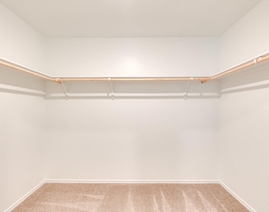 1105 Catfish Ln - Photo Thumbnail 17