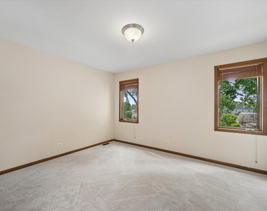 5711 Foxgate Lane - Photo Thumbnail 10