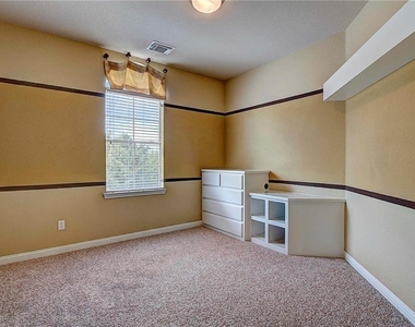 2409 Santa Clara Ln - Photo Thumbnail 21