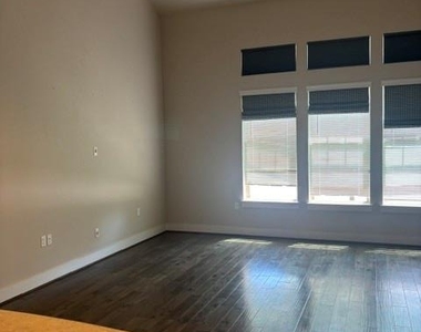 10656 Wills Loop - Photo Thumbnail 6