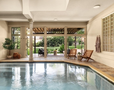 2036 Wimberly Ln - Photo Thumbnail 3