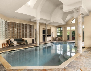 2036 Wimberly Ln - Photo Thumbnail 22