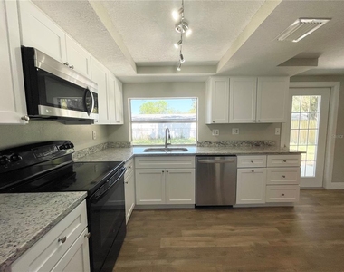 7553 Cumber Drive - Photo Thumbnail 26