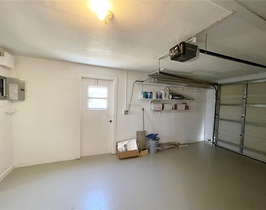 7553 Cumber Drive - Photo Thumbnail 11