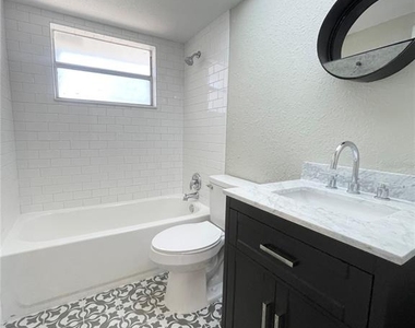 7553 Cumber Drive - Photo Thumbnail 21