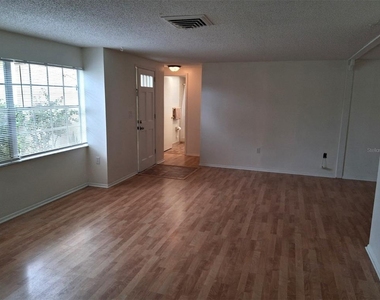 12406 Weatherstone Row - Photo Thumbnail 7
