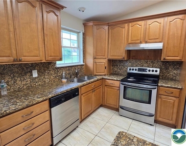 481 Savage Road - Photo Thumbnail 7