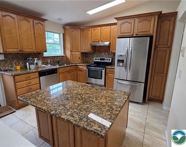 481 Savage Road - Photo Thumbnail 5