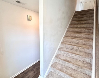 1161 Lova Lane - Photo Thumbnail 10