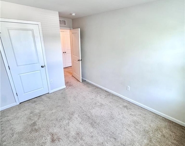 1161 Lova Lane - Photo Thumbnail 17