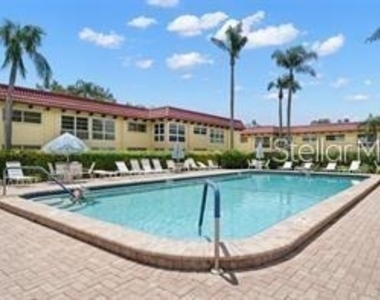 1845 S Highland Avenue - Photo Thumbnail 8