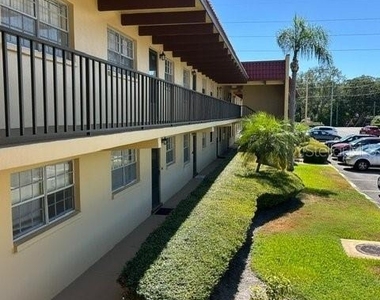 1845 S Highland Avenue - Photo Thumbnail 5