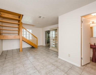 5401 5th Avenue N - Photo Thumbnail 8