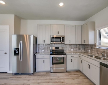 164 Threshing Rd - Photo Thumbnail 7