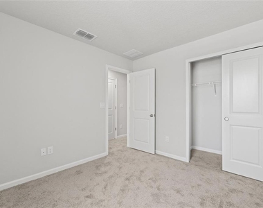 2326 Summerlit Street - Photo Thumbnail 13