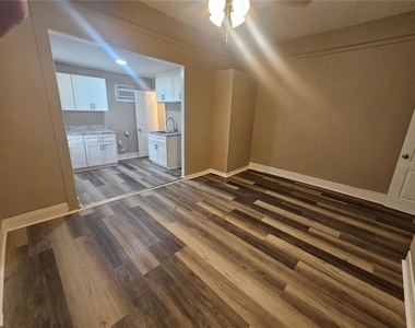 318 E Tarpon Avenue - Photo Thumbnail 3