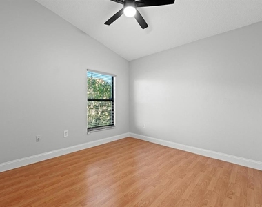 9147 Duffer Court - Photo Thumbnail 9