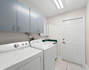 9147 Duffer Court - Photo Thumbnail 2