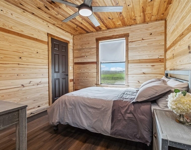 1591 Scull Rd - Photo Thumbnail 17