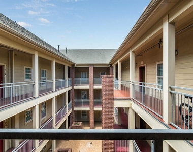 1023 W 24th St - Photo Thumbnail 1