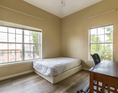 1023 W 24th St - Photo Thumbnail 5