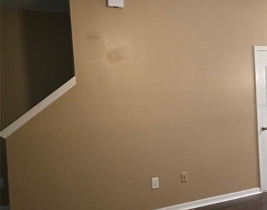 2157 Broadway View Avenue - Photo Thumbnail 9
