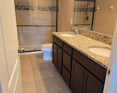 2157 Broadway View Avenue - Photo Thumbnail 20