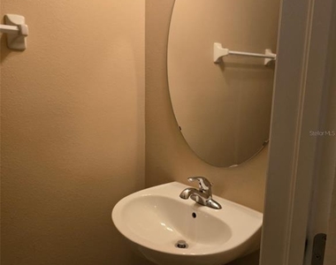 2157 Broadway View Avenue - Photo Thumbnail 7
