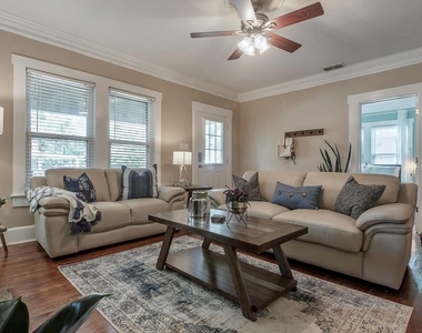 114 W Cayuga Street - Photo Thumbnail 3
