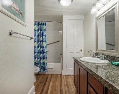 114 W Cayuga Street - Photo Thumbnail 17