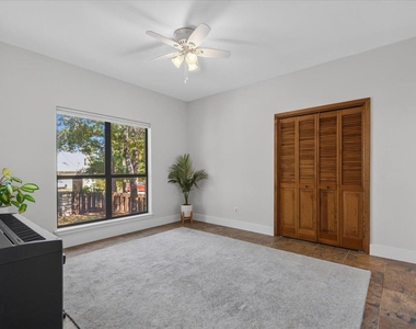 116 Lei Ct - Photo Thumbnail 13