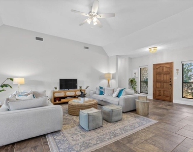 116 Lei Ct - Photo Thumbnail 6