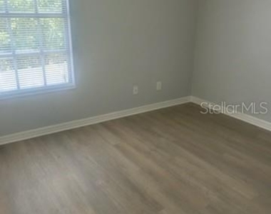 11301 Grandville Drive - Photo Thumbnail 16