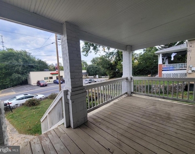 235 Millwood Avenue - Photo Thumbnail 3