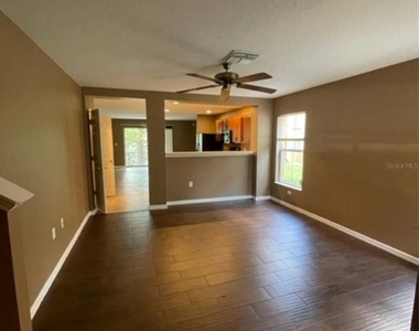 10934 Johanna Avenue - Photo Thumbnail 3