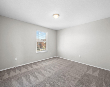 6312 Wagon Spring St - Photo Thumbnail 27