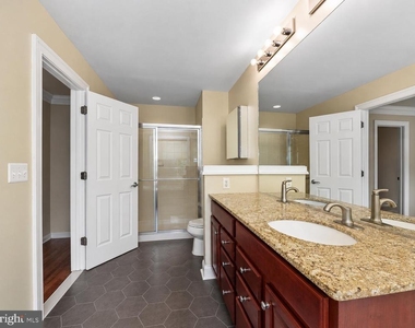 2190 Oberlin Drive - Photo Thumbnail 18