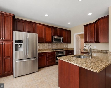 2190 Oberlin Drive - Photo Thumbnail 1