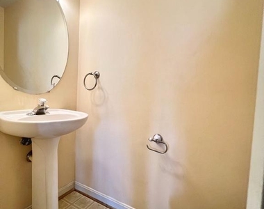 15720 Palermo Terrace - Photo Thumbnail 10