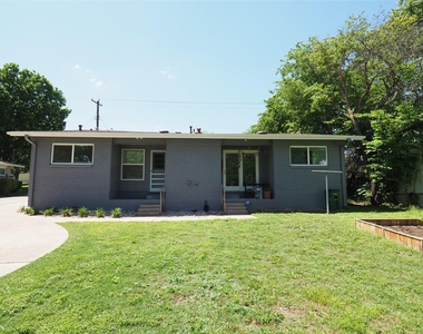 4711 Bull Creek Rd - Photo Thumbnail 12