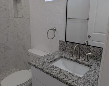 8904 Tampa Street - Photo Thumbnail 6