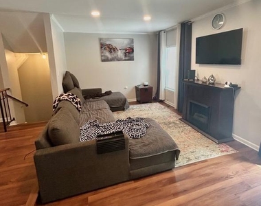 11804 Golden Eagle Court - Photo Thumbnail 9