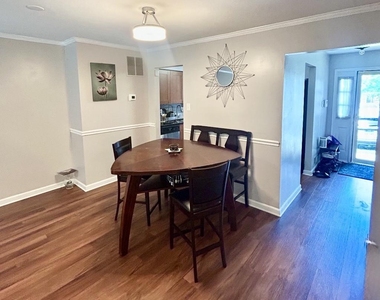 11804 Golden Eagle Court - Photo Thumbnail 4