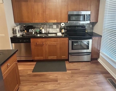 11804 Golden Eagle Court - Photo Thumbnail 2