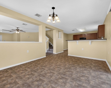 8813 Wiley Way - Photo Thumbnail 6
